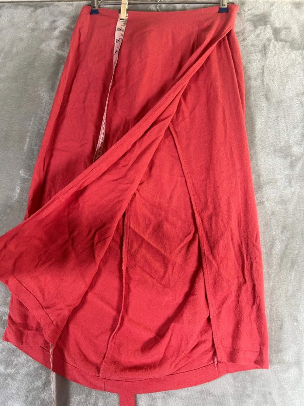 Reformation coral red Midi tie Skirt with Side Slit - Picture 6 of 7